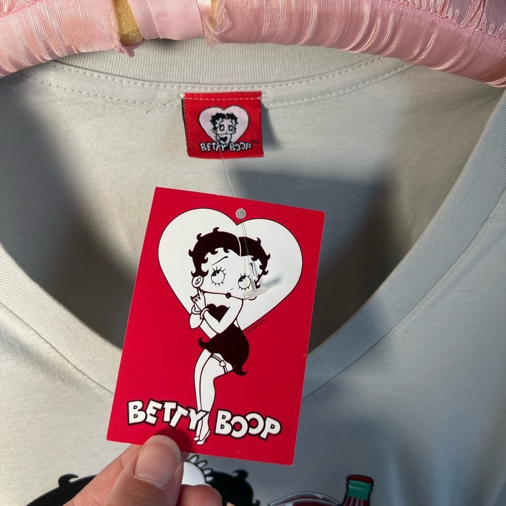 Betty Boop Coca Cola Gray Tee Women’s Size Small - Picture 7 of 7